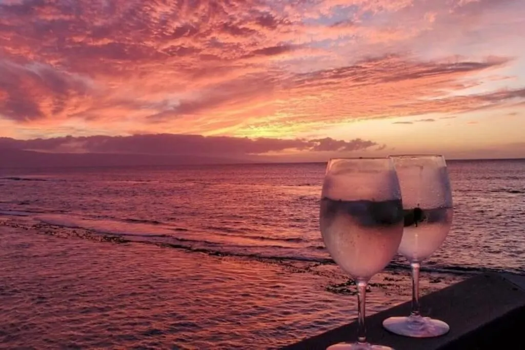 Oceanfront With Aircon-Hear The Waves-Amazing Views-Wifi Apartment Lahaina